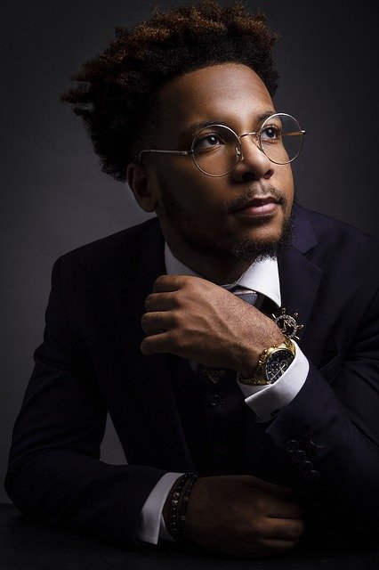 black-businessman-4599849_640